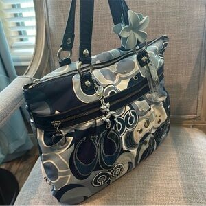 Coach Poppy Signature Graphic Tote in Denim and Cream